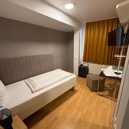 Hotel Eurocity Bruchköbel Dış mekan fotoğraf