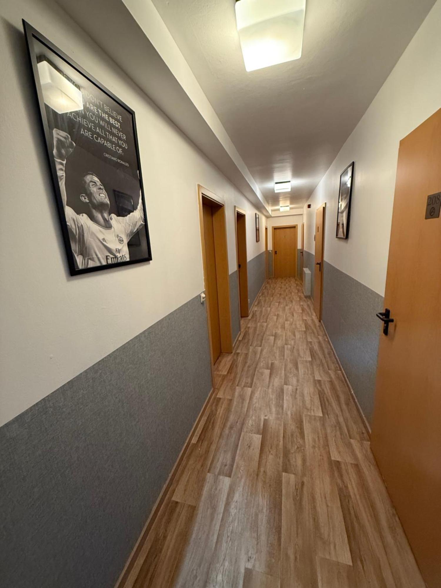 Hotel Eurocity Bruchköbel Dış mekan fotoğraf