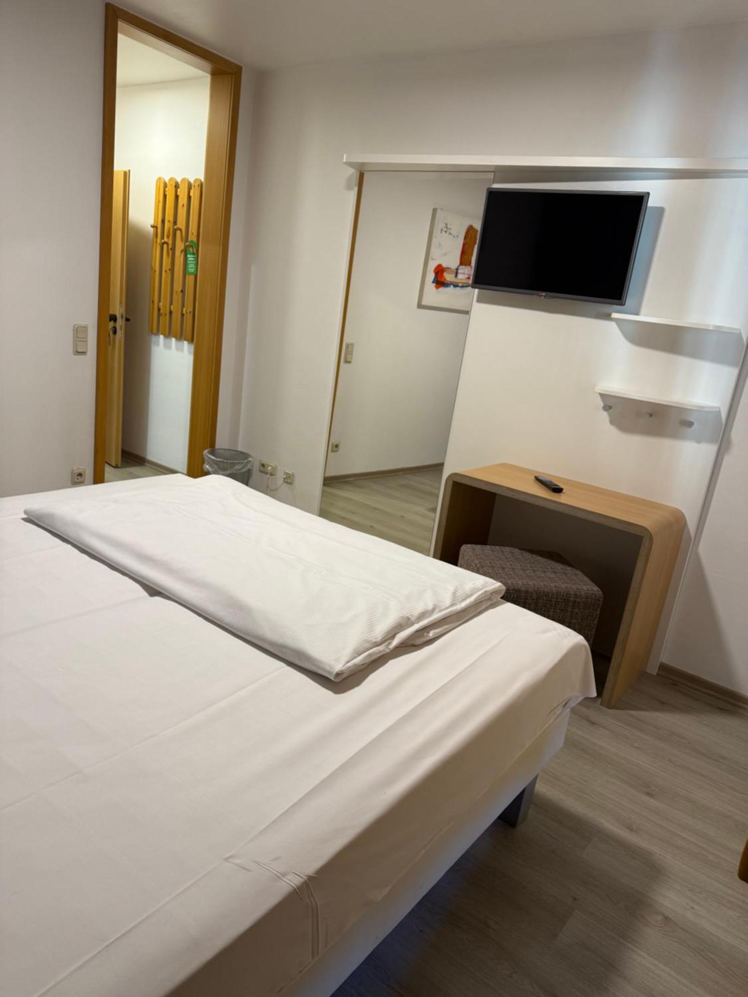 Hotel Eurocity Bruchköbel Dış mekan fotoğraf